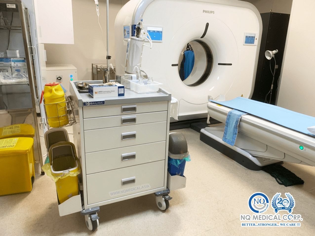 Xe đẩy dụng cụ y tế Bailida